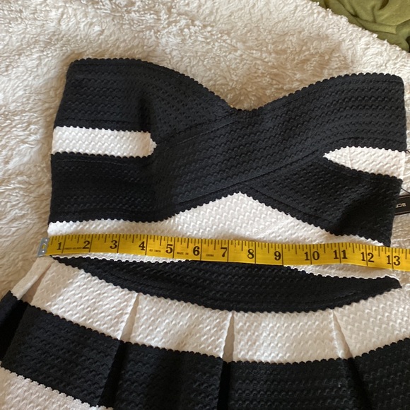 BCBG Maxazria black white striped S evening dress - Picture 11 of 12